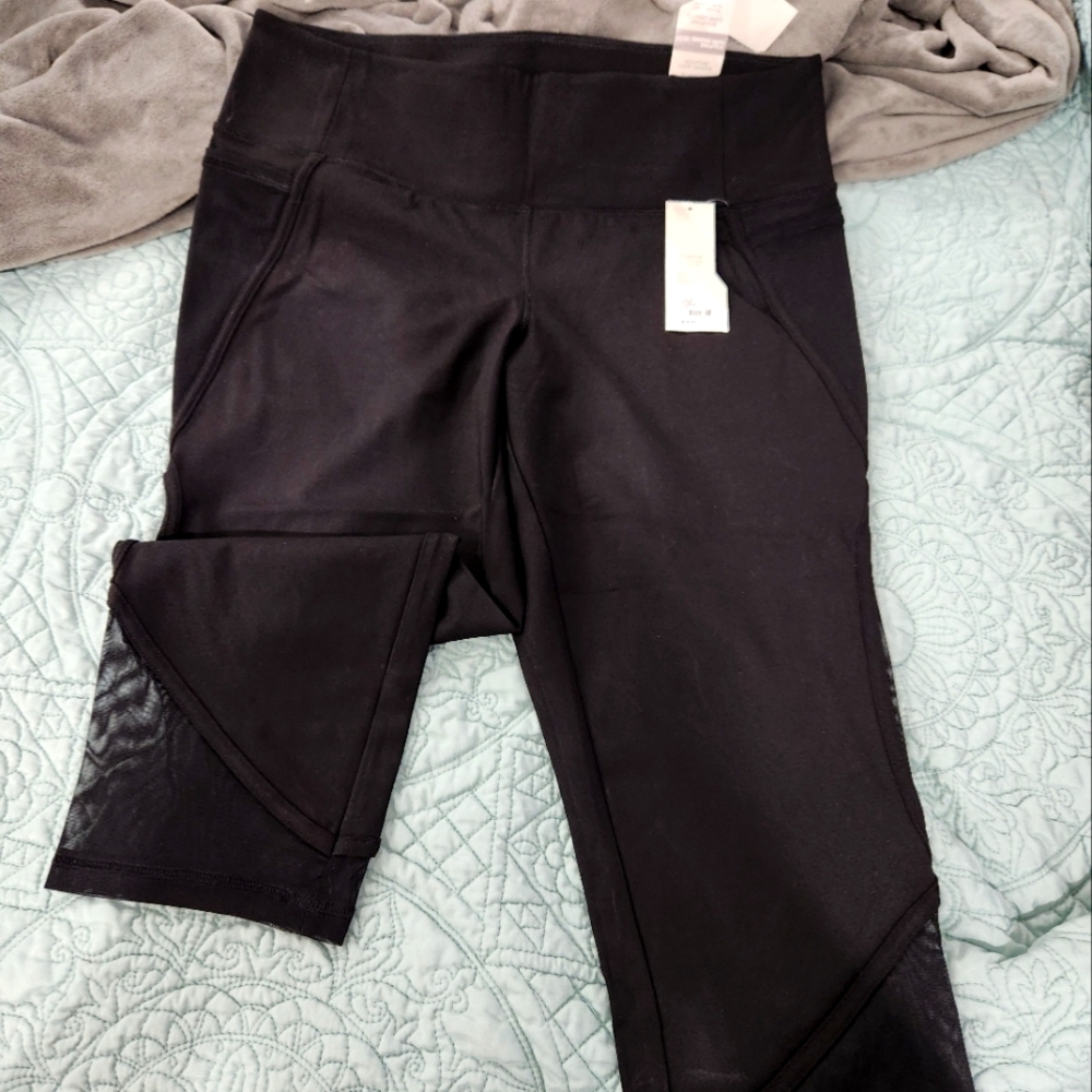 Livi Active Capri leggings